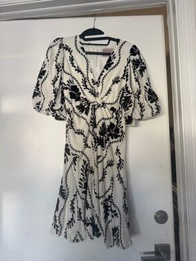 Black & White Floral Tie-Knot Midi Dress